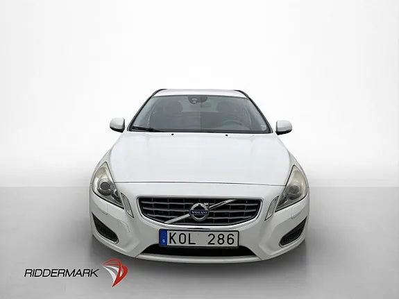 Volvo V60 2012 photo 2