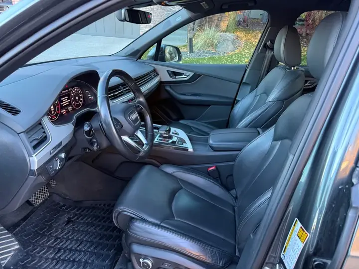 Audi Q7 2017 photo 3