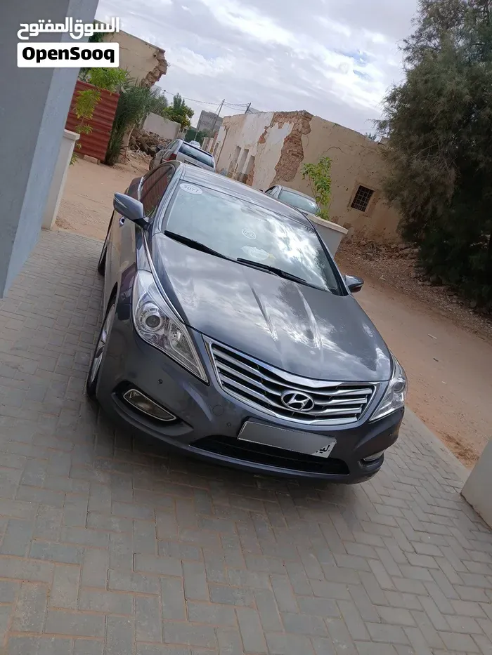 Hyundai Azera 2012 photo 2
