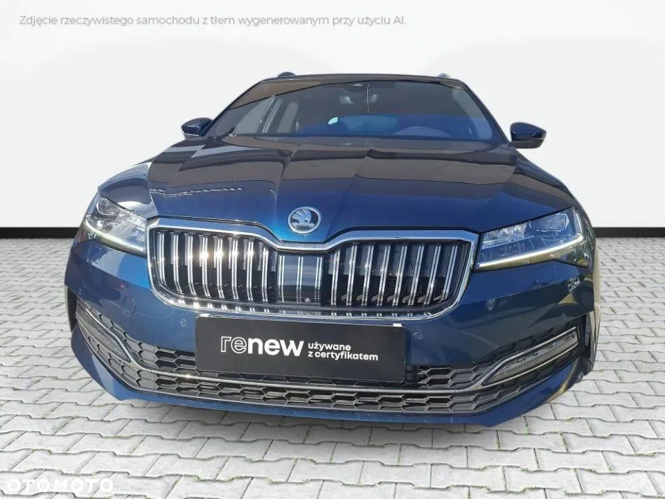 Skoda Superb 2022 photo 2