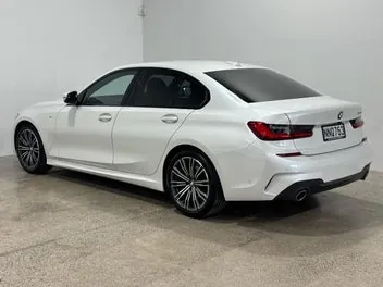 BMW 320I 2021 photo 3