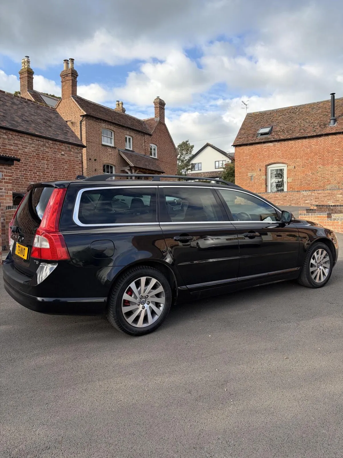 Volvo V70 2025 photo 4