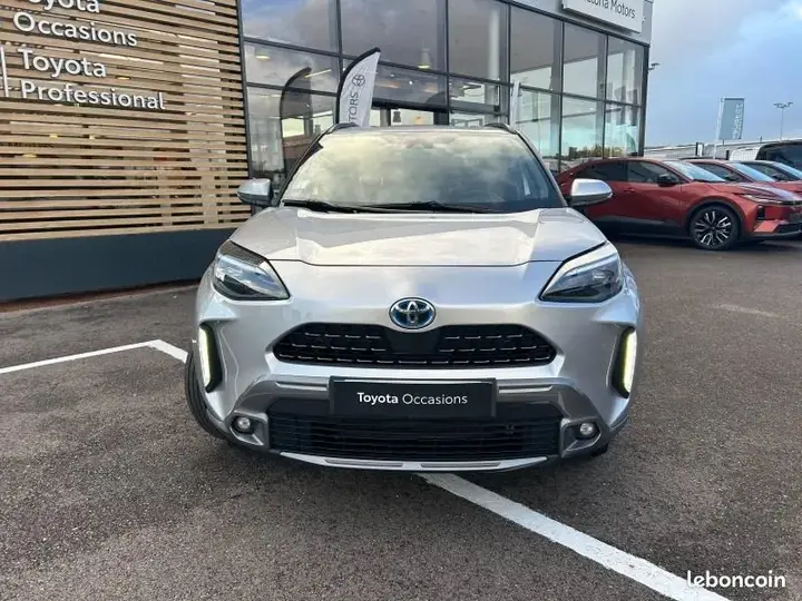 Toyota Yaris Cross 2022 photo 2