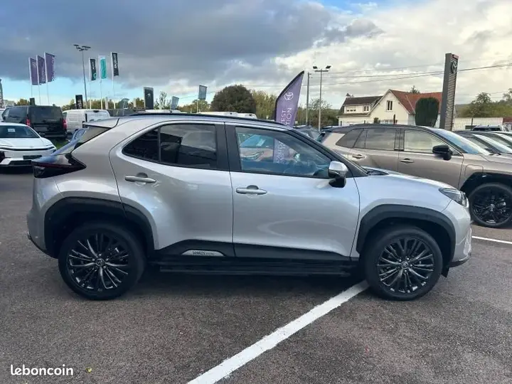 Toyota Yaris Cross 2022 photo 4
