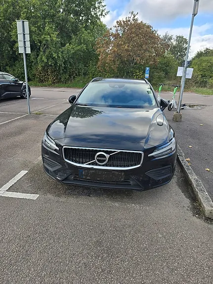 Volvo V60 2022 photo 4