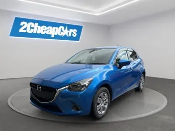 Mazda Demio 2016 photo 2