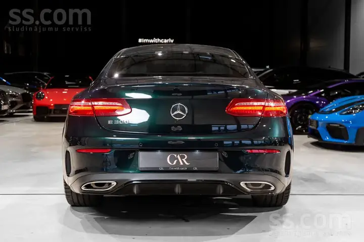 Mercedes-Benz E300 Coupe 2018 photo 5