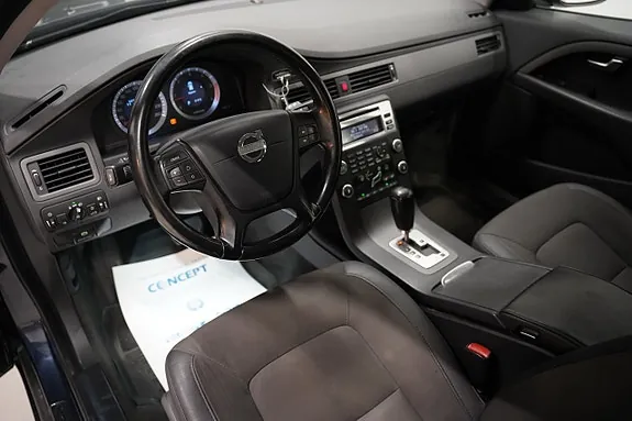 Volvo V70 2011 photo 5