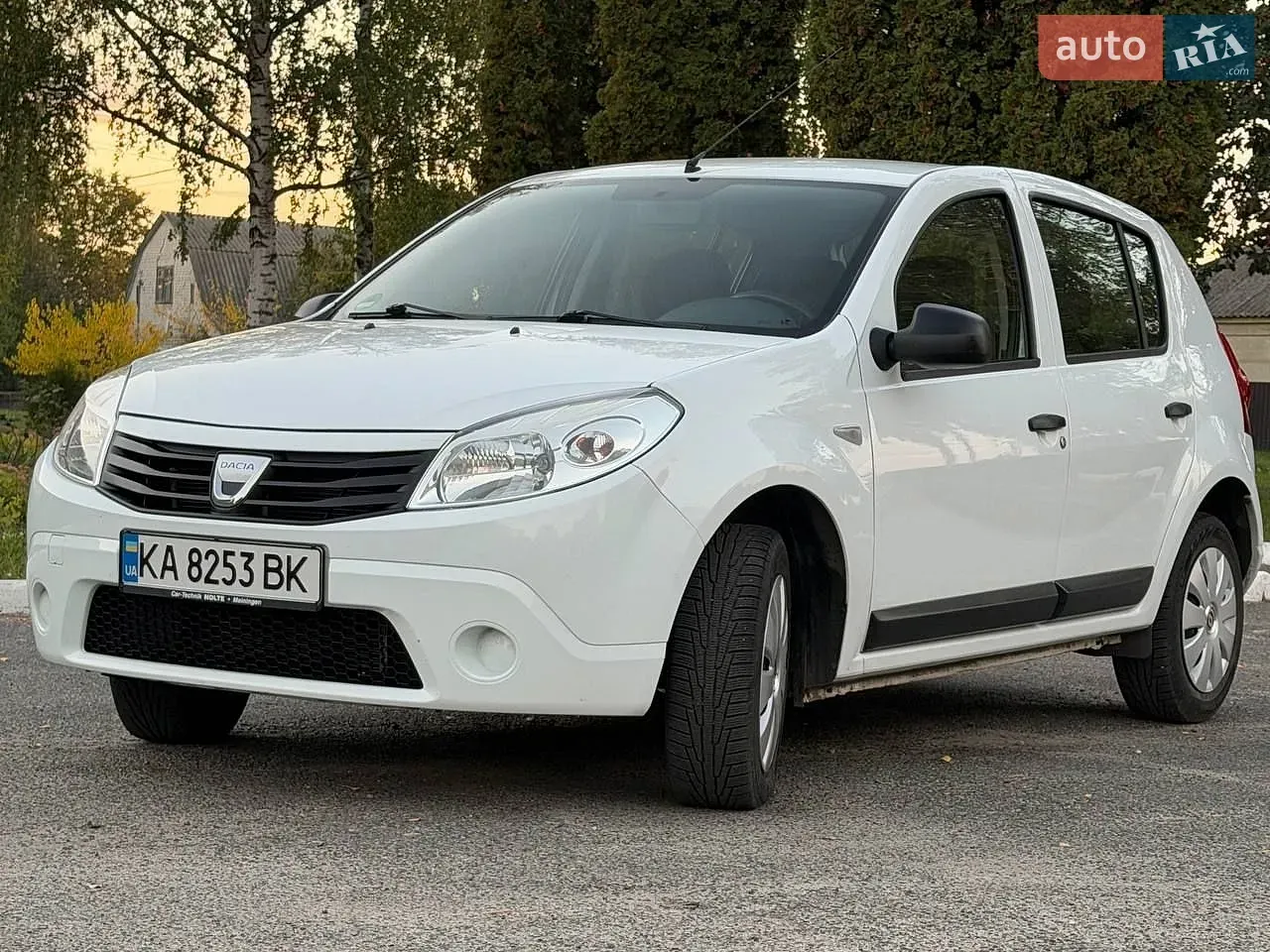 Dacia Sandero 2009 photo 3
