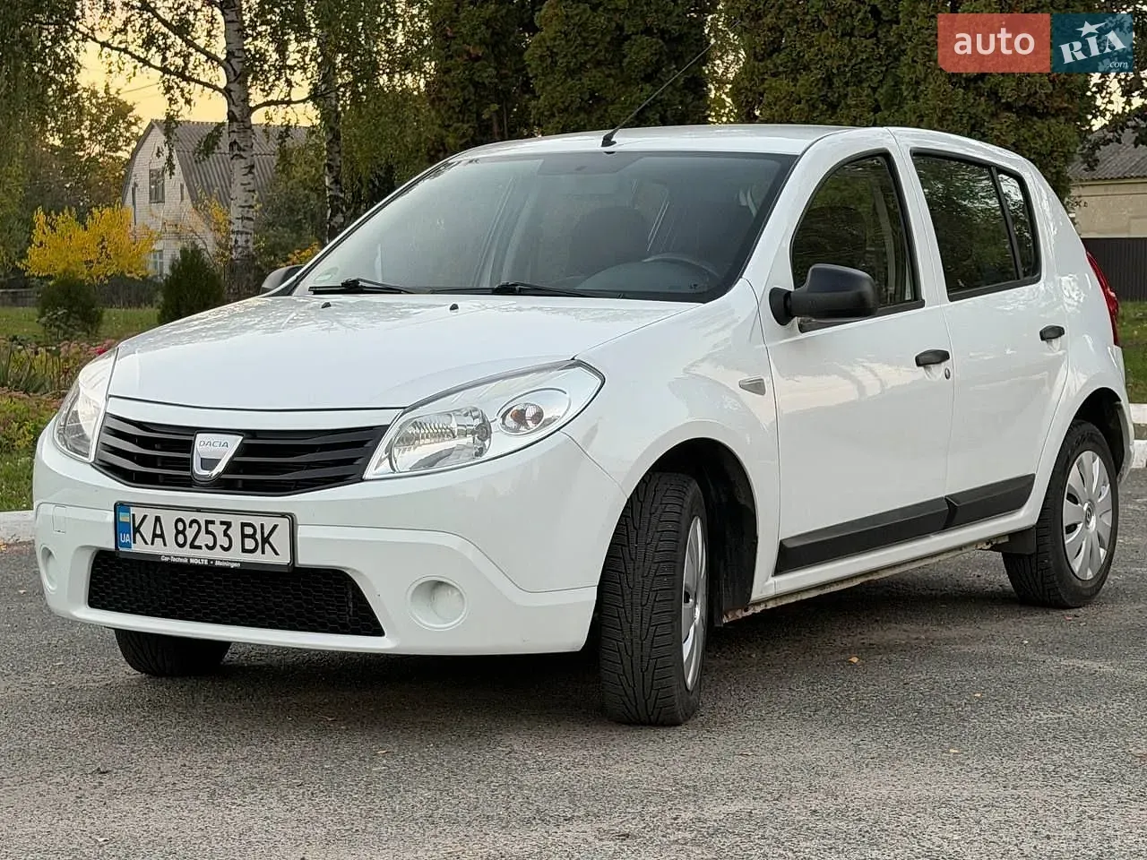 Dacia Sandero 2009 photo 2