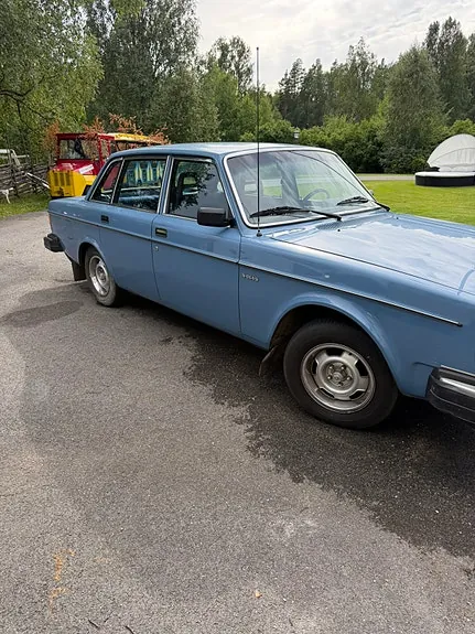 Volvo 244 1980 photo 3