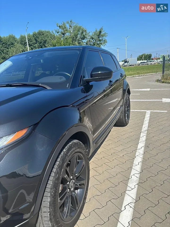 Land Rover Range Rover Evoque 2015 photo 4