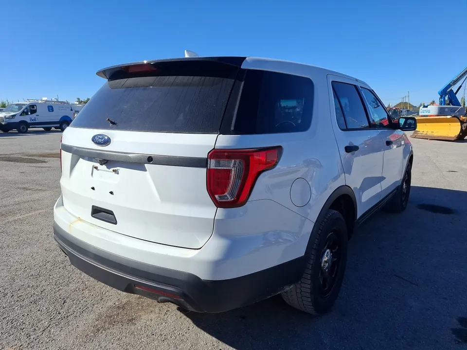 Ford Explorer 2017 photo 5