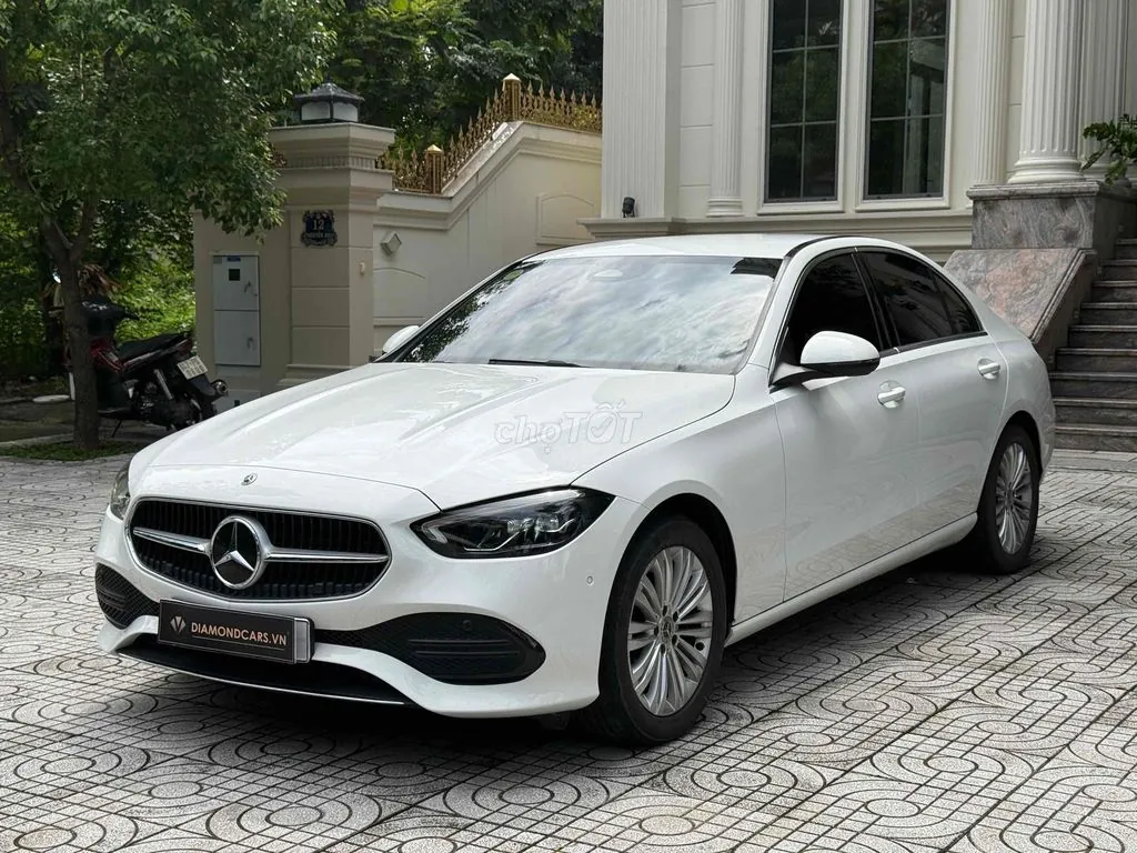 Mercedes-Benz C-Class 2022 photo 2