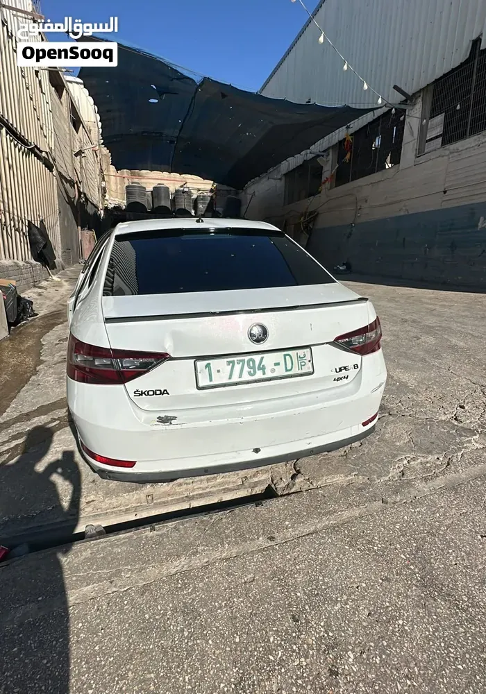 Skoda Superb 2016 photo 3