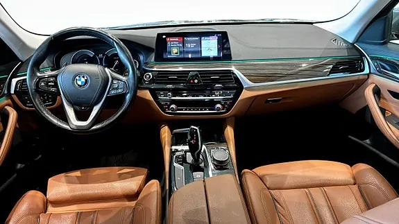 BMW 530I 2018 photo 4