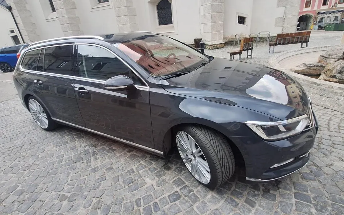 Volkswagen Passat