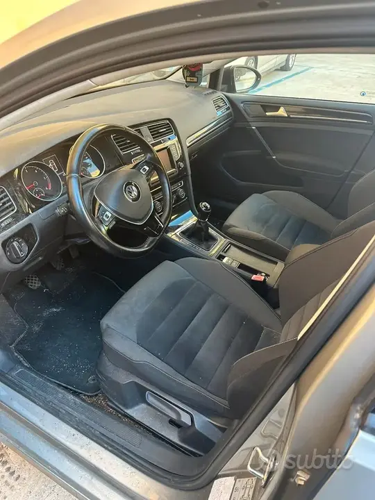 Volkswagen Golf 2013 photo 3