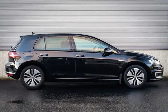 Volkswagen E-Golf 2015 photo 2