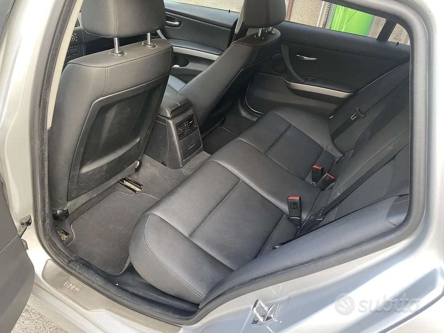 BMW 320D Touring 2007 photo 3