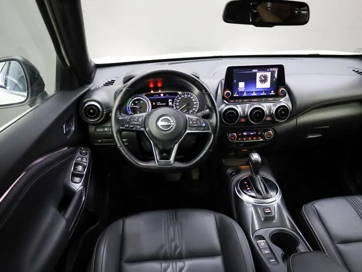 Nissan Juke 2024 photo 2
