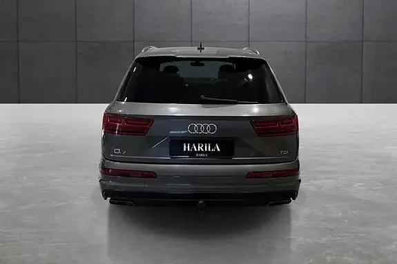 Audi Q7 2016 photo 5