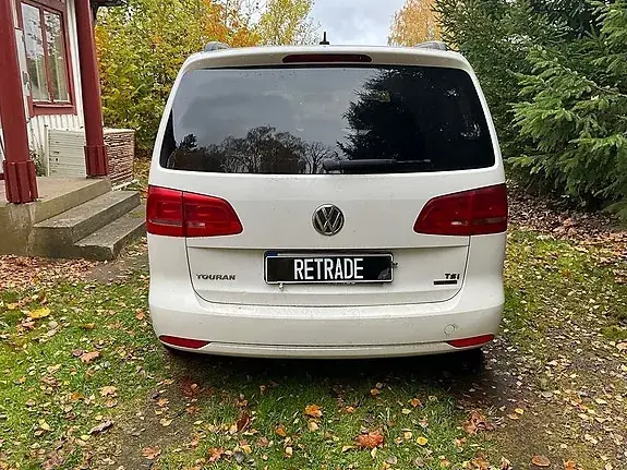 Volkswagen Touran 2012 photo 4