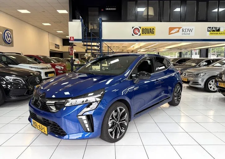 Mitsubishi Colt 2025 photo 2