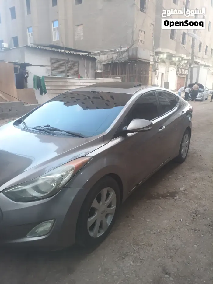 Hyundai Elantra 2011 photo 4