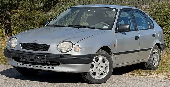 Toyota Corolla 1998 photo 2