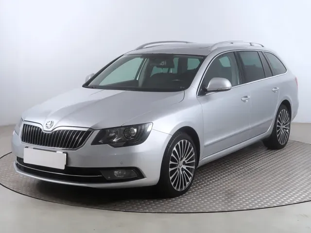 Skoda Superb Combi