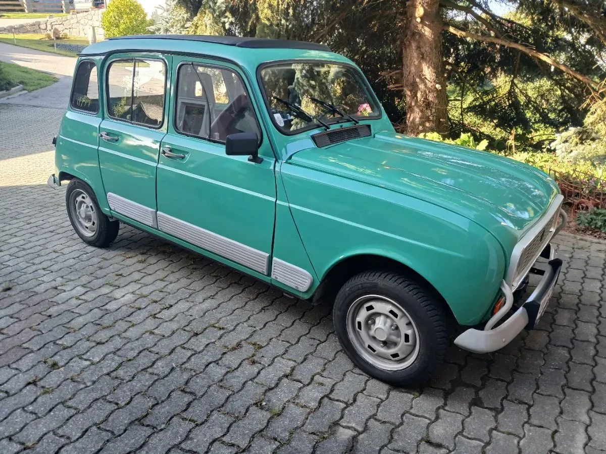 Renault R4 1984 photo 2
