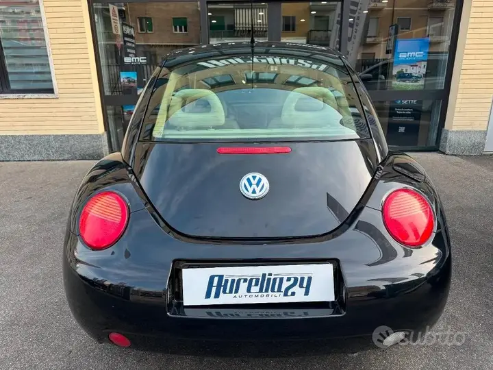 Volkswagen New Beetle 1999 photo 4
