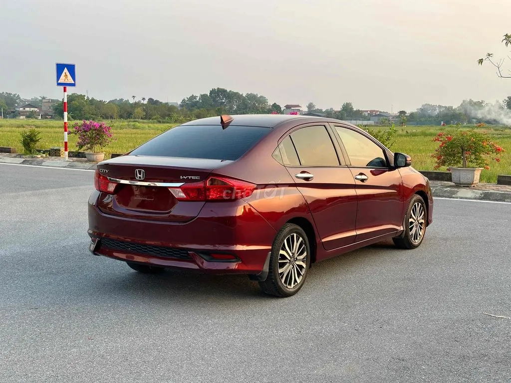 Honda City 2017 photo 4