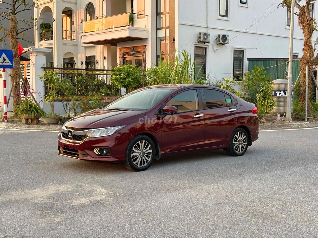 Honda City 2017 photo 2