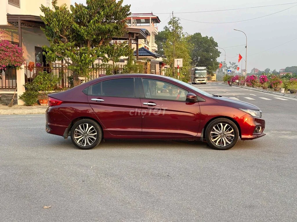 Honda City 2017 photo 5