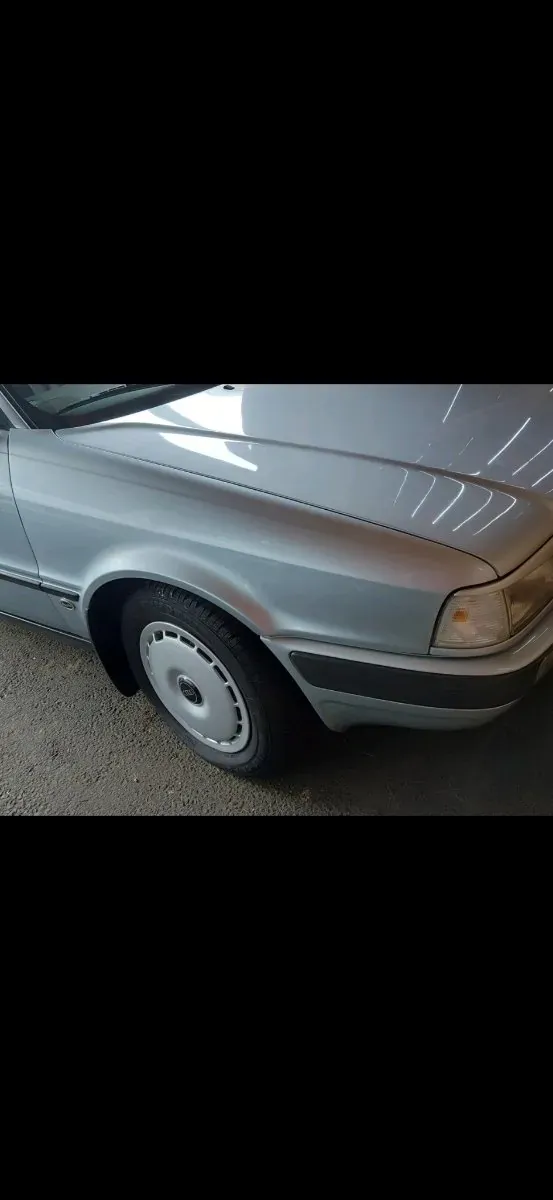 Audi 80