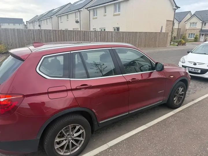 BMW X3 2012 photo 4
