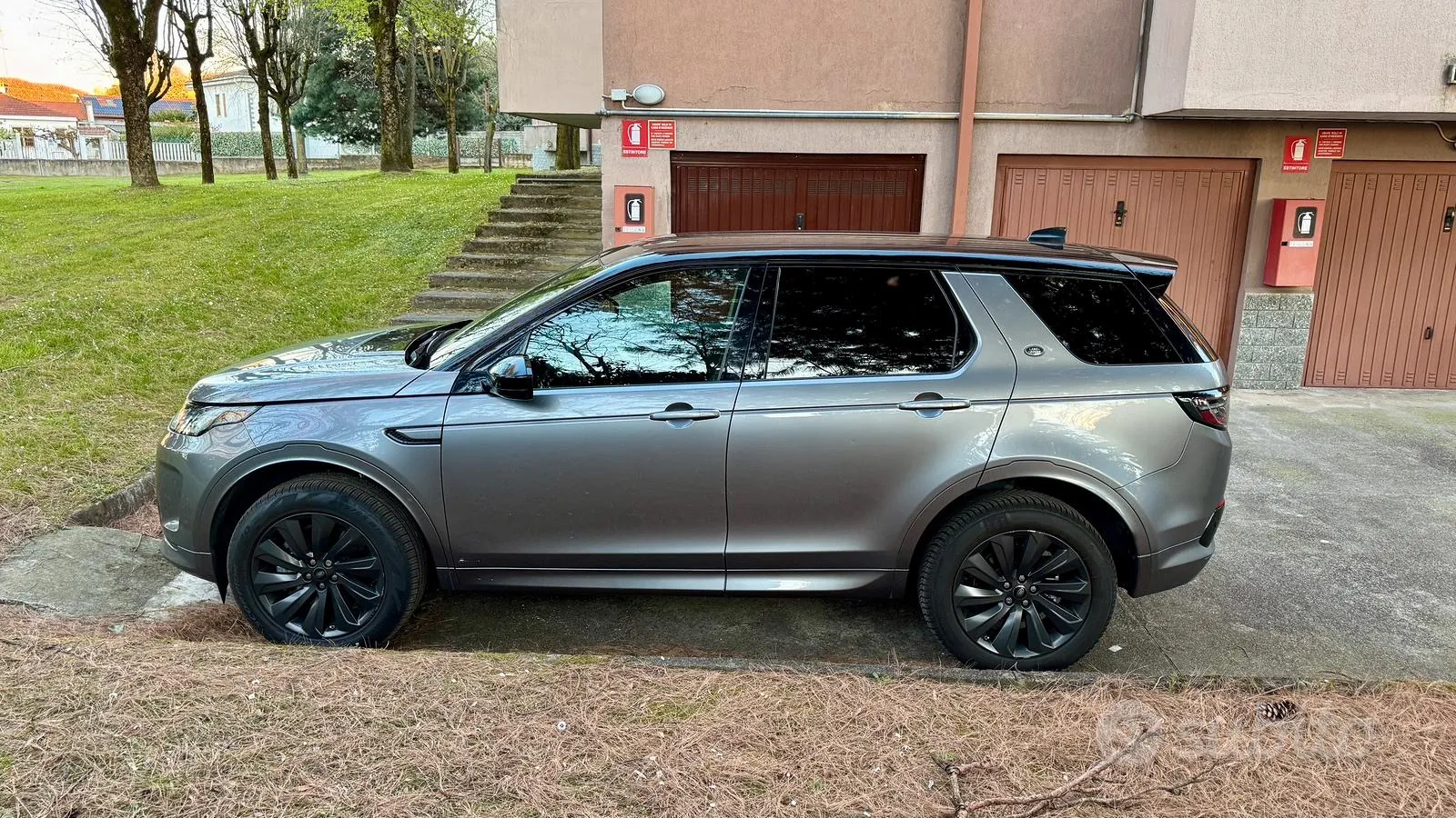 Land Rover Discovery Sport 2019 photo 5