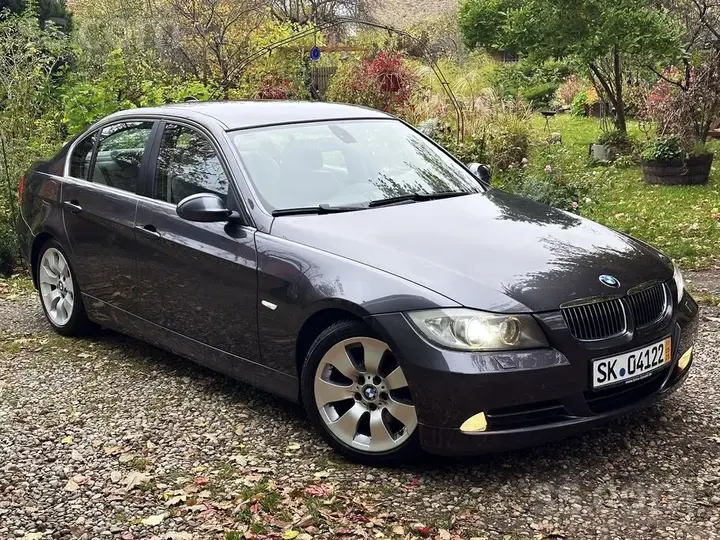 BMW 325I 2008 photo 2