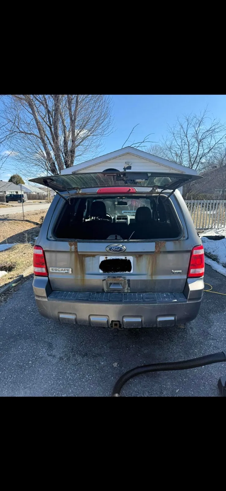 Ford Escape 2012 photo 2