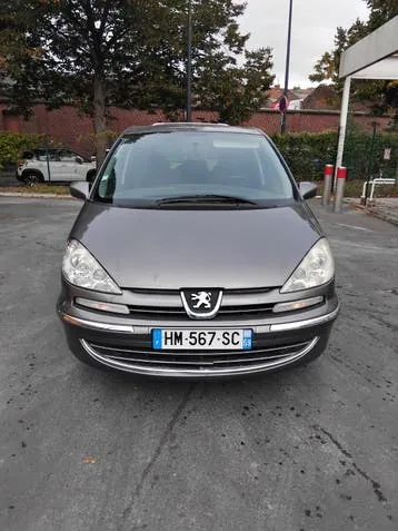 Peugeot 807