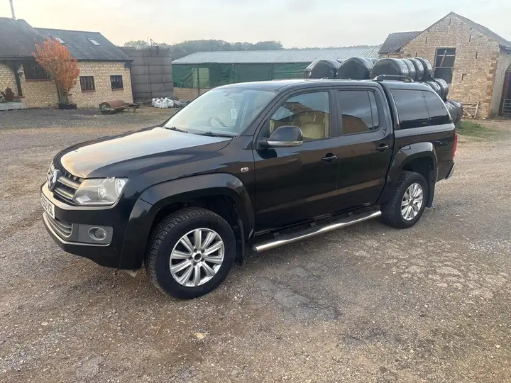 Volkswagen Amarok 2012 photo 3