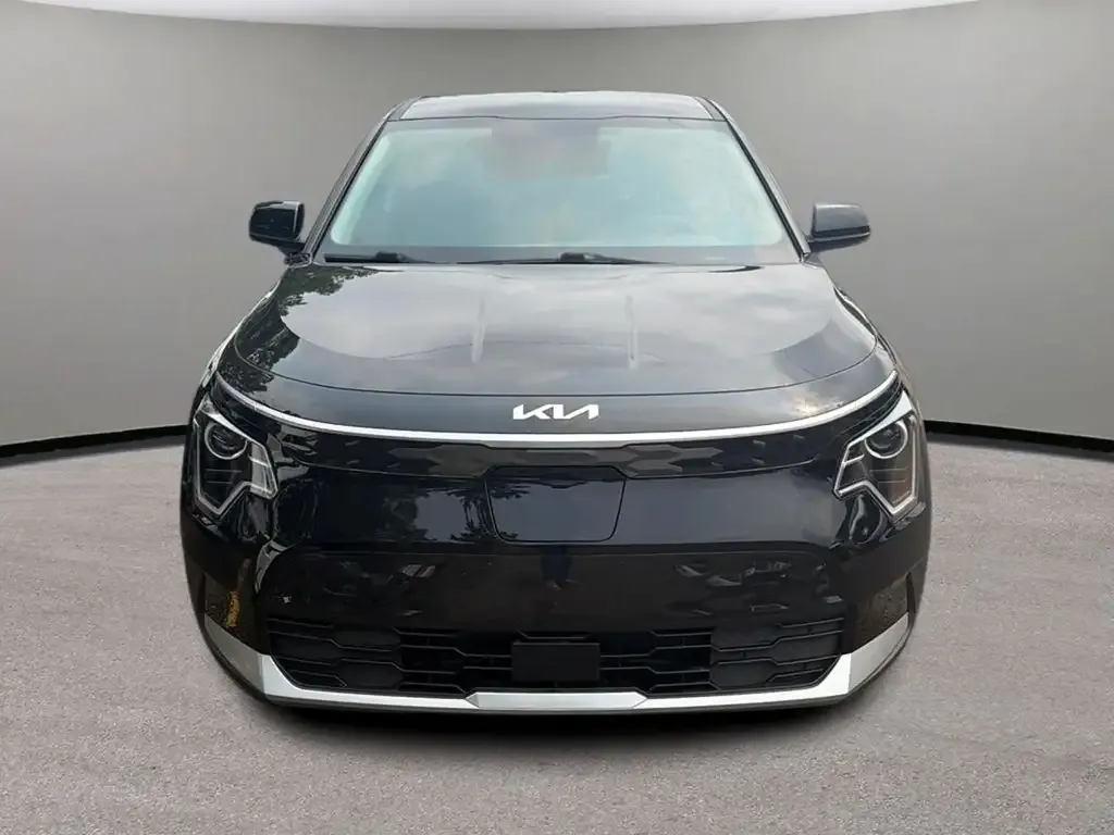 Kia Niro 2023 photo 2