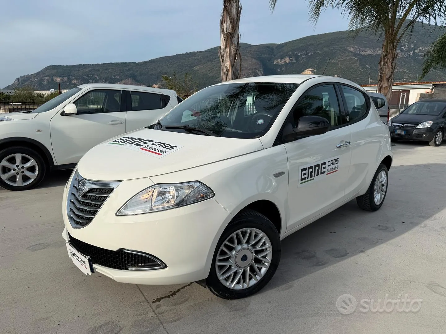 Lancia Ypsilon 2019 photo 2