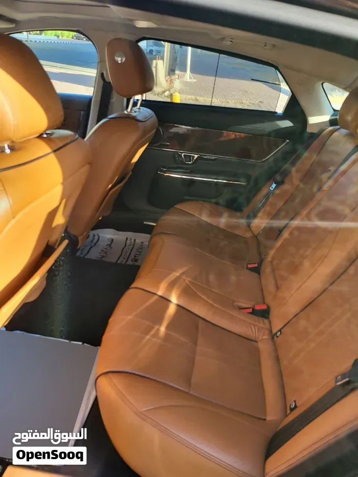 Jaguar Xj 2016 photo 2
