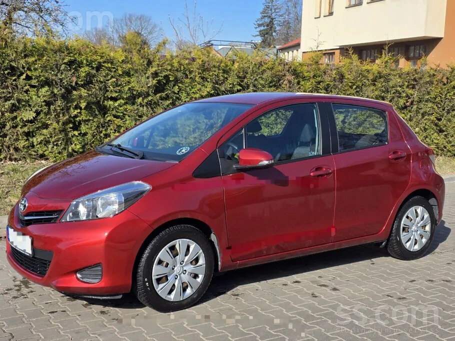 Toyota Yaris 2014 photo 5