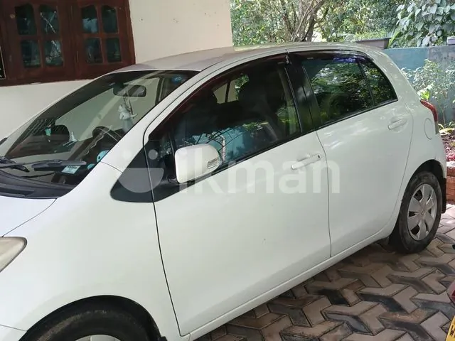 Toyota Vitz 2008 photo 3