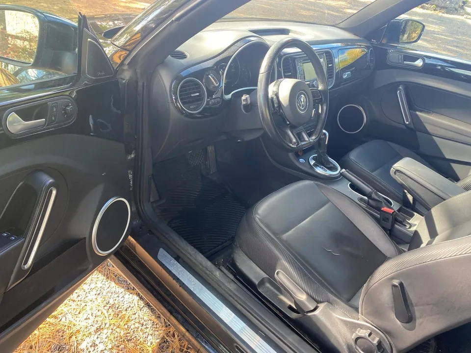 Volkswagen Beetle 2012 photo 4