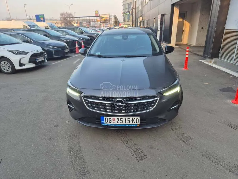 Opel Insignia 2022 photo 2